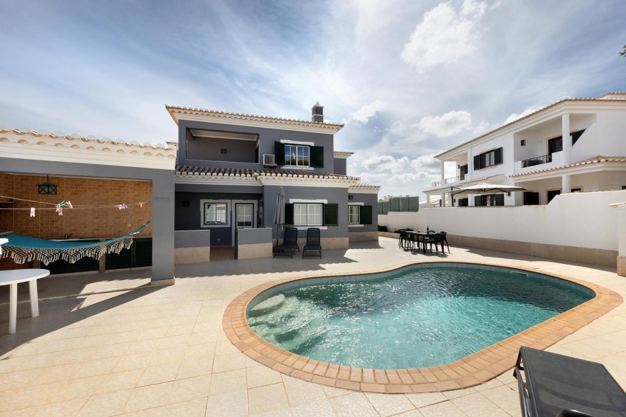 Delphin Villa *